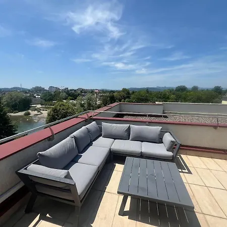 Stunning Terrace