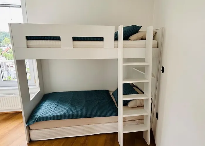 アパート Stunning Terrace リュブリャナ