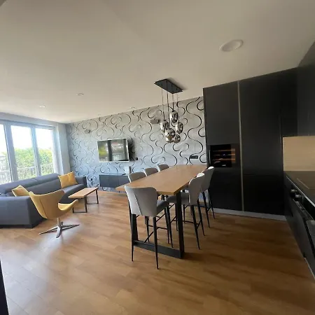 Stunning Terrace Apartmán Lublaň